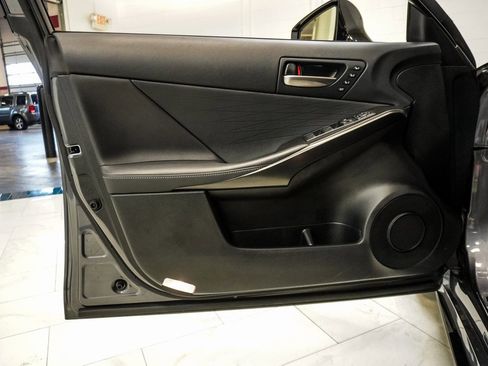 Used 2023 Lexus IS 350 F Sport image 19