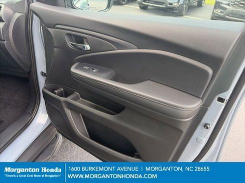Used 2025 Honda Ridgeline RTL image 36