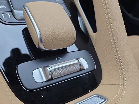 New 2026 Mercedes-Benz GLS 450 4MATIC image 16