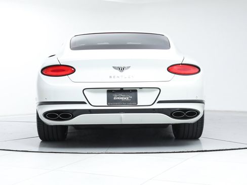 Used 2021 Bentley Continental GT V8 image 4