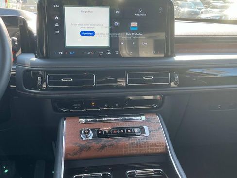 New 2025 Lincoln Aviator Black Label w/ Jet Appearance Package AWD/4WD image 16