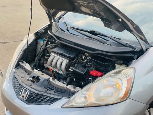 Used 2009 Honda Fit Sport image 18