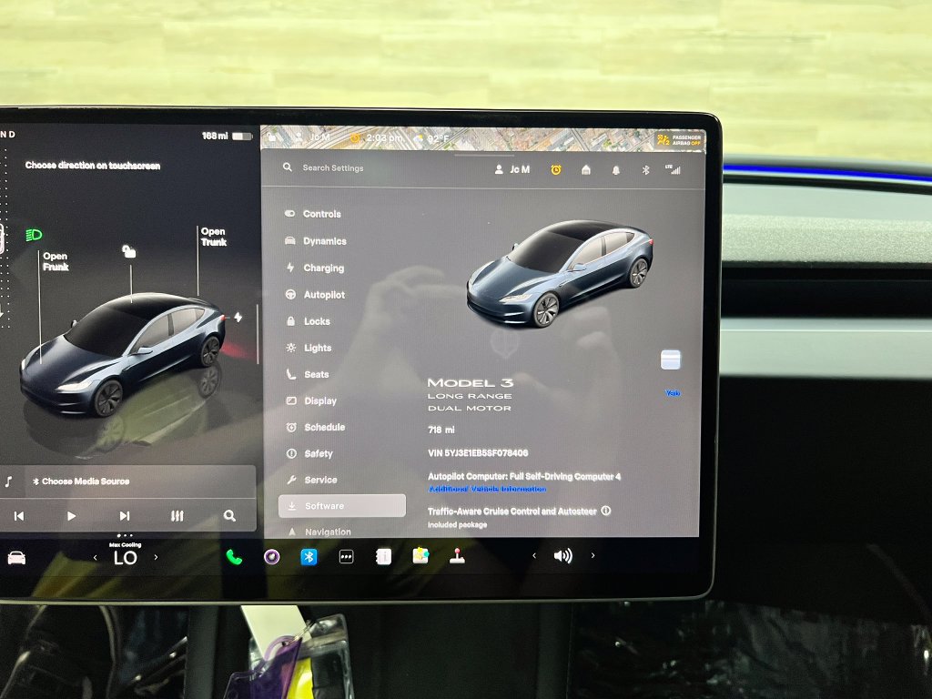 Used 2025 Tesla Model 3 Long Range AWD/4WD image 4