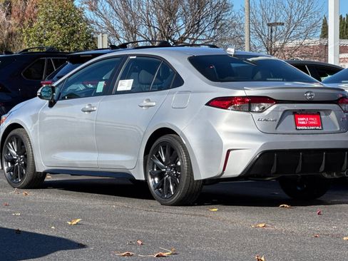 New 2026 Toyota Corolla SE image 7