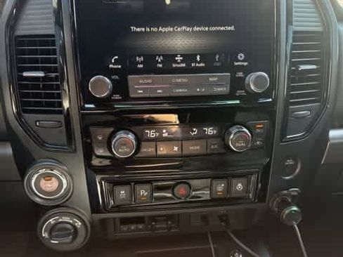 Used 2021 Nissan Titan PRO-4X w/ Pro-4x Convenience Package image 19