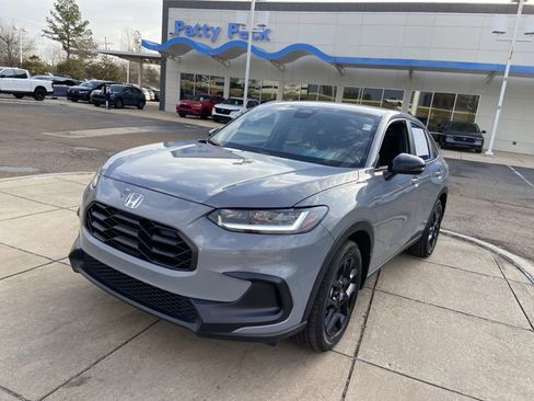 Used 2024 Honda HR-V Sport image 4