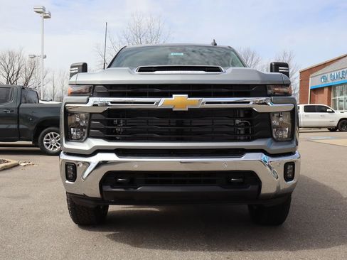 New 2026 Chevrolet Silverado 2500 LT w/ All Star Edition image 8