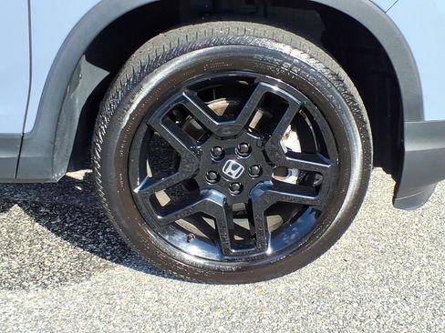 Used 2024 Honda Passport Black Edition image 4
