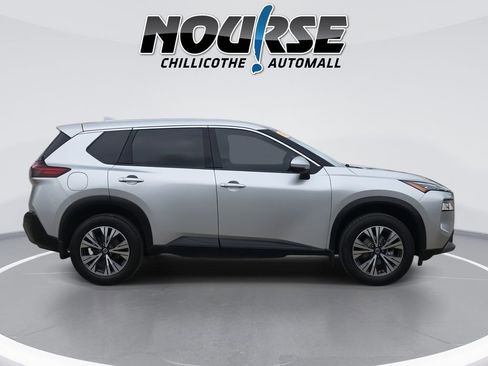 Used 2021 Nissan Rogue SV AWD/4WD image 9