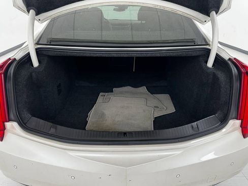 Used 2014 Cadillac XTS Platinum image 32