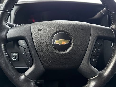 Used 2020 Chevrolet Express 3500 LS w/ Cold Climate Package image 28