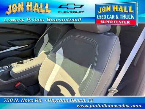 Used 2022 Chevrolet Camaro LT w/ Technology Package image 21