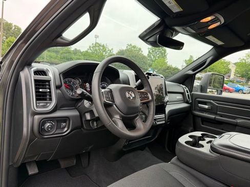 Used 2025 RAM 2500 Big Horn AWD/4WD image 16