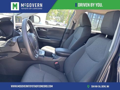 Used 2023 Toyota RAV4 XLE w/ Convenience Package AWD/4WD image 16