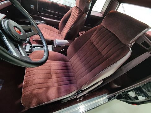 Used 1987 Chevrolet Monte Carlo SS image 31