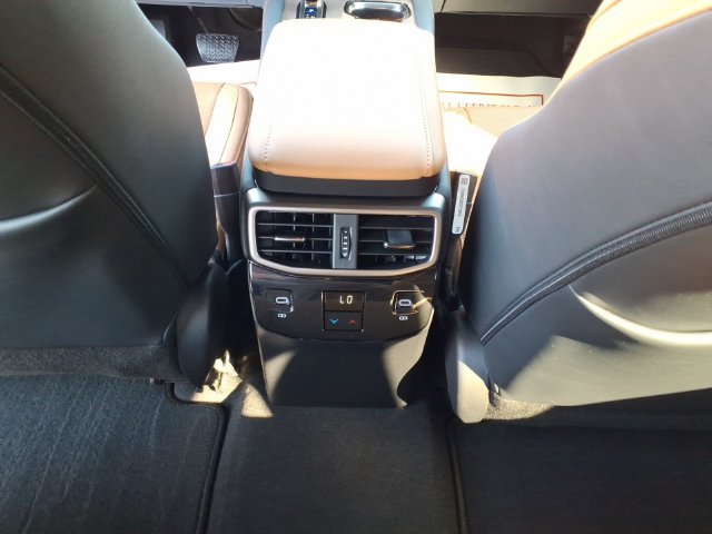 Used 2024 Lexus RX 350 Premium Plus w/ Convenience Package AWD/4WD image 8