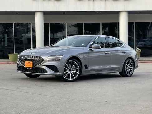 Used 2025 Genesis G70 2.5T image 2