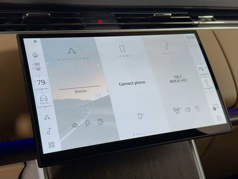 Certified 2025 Land Rover Range Rover Long Wheelbase SE image 28