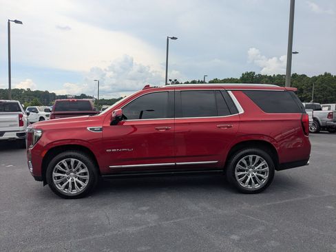 Used 2022 GMC Yukon Denali RWD image 8