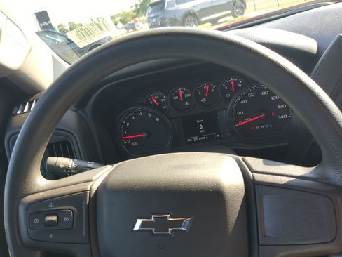Used 2020 Chevrolet Silverado 1500 Custom Trail Boss w/ Custom Convenience Package AWD/4WD image 12