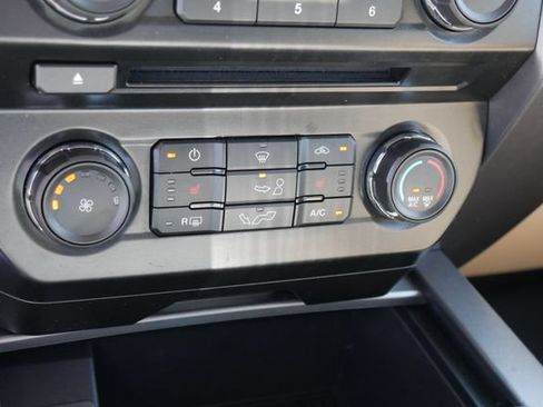 Used 2017 Ford F150 XLT w/ Equipment Group 302A Luxury AWD/4WD image 25