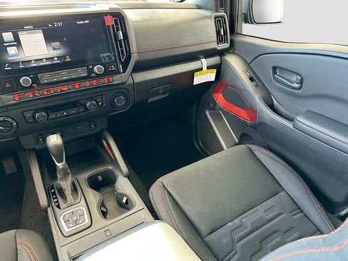 New 2026 Nissan Frontier PRO-4X w/ Pro-4x Convenience Package image 24