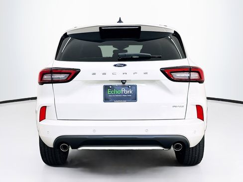 Used 2024 Ford Escape ST-Line Elite w/ Premium Technology Package AWD/4WD image 7