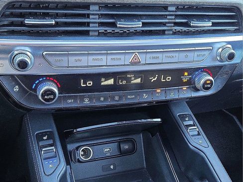 Used 2022 Kia Telluride SX image 30