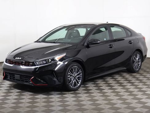 Used 2024 Kia Forte GT-Line w/ GT-Line Premium Package FWD image 9