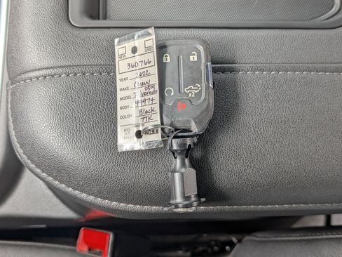 Used 2022 Chevrolet Silverado 2500 LTZ w/ LTZ Plus Package image 36