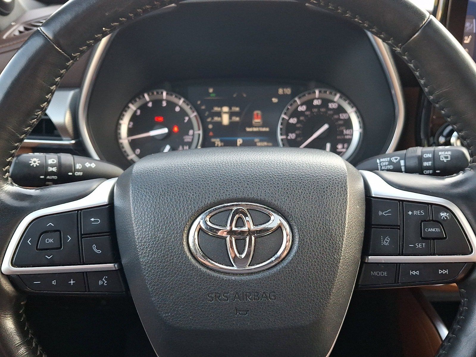 Used 2022 Toyota Highlander Platinum AWD/4WD image 21