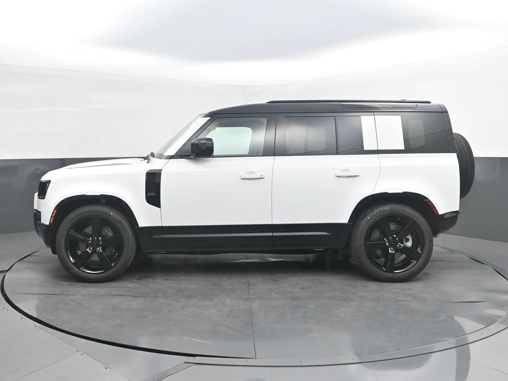 New 2026 Land Rover Defender 110 X-Dynamic SE AWD/4WD image 2