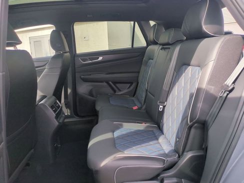 New 2026 Volkswagen Atlas Cross Sport SEL Premium R-Line AWD/4WD image 19