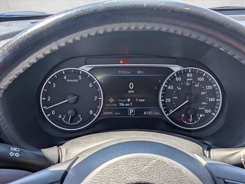 Used 2022 Nissan Sentra SV FWD image 10