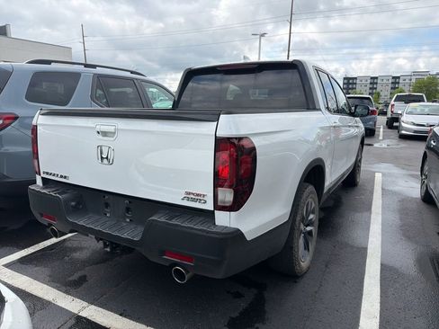 Used 2023 Honda Ridgeline Sport image 3