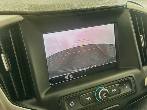 Used 2022 GMC Terrain SLE FWD image 22