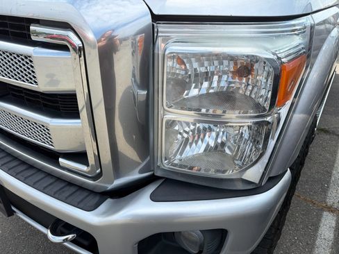 Used 2015 Ford F350 Platinum w/ Platinum Package AWD/4WD image 2