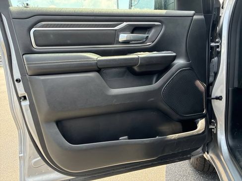 Used 2025 RAM 1500 Big Horn AWD/4WD image 12
