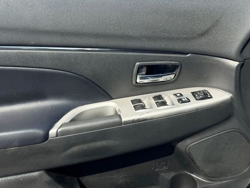 Used 2024 Mitsubishi Outlander Sport SE AWD/4WD image 24