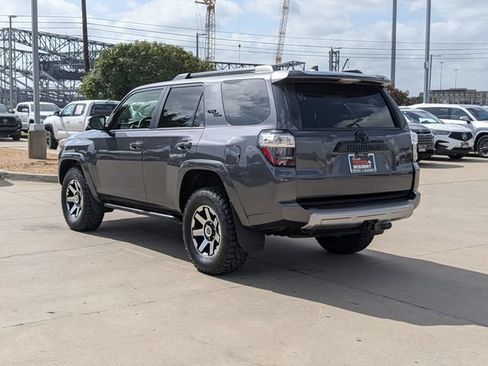 Used 2023 Toyota 4Runner TRD Off-Road Premium w/ Off Road Premium Plus Package AWD/4WD image 9