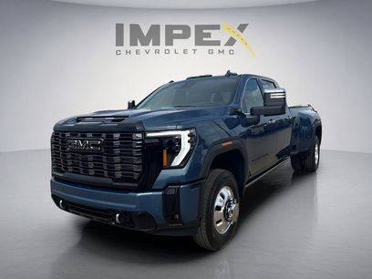 New 2026 GMC Sierra 3500 Denali Ultimate w/ LPO, Black Badging Package