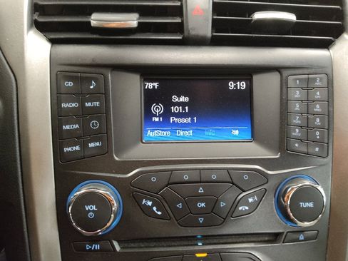 Used 2018 Ford Fusion S FWD image 25