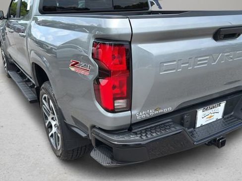Used 2024 Chevrolet Colorado Z71 w/ Z71 Convenience Package 2 AWD/4WD image 35