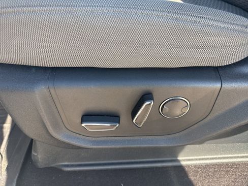 Used 2018 Ford F150 XLT w/ Equipment Group 302A Luxury image 12