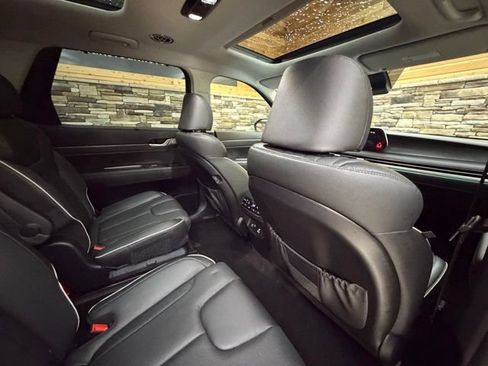 Used 2024 Hyundai Palisade Limited AWD/4WD image 39