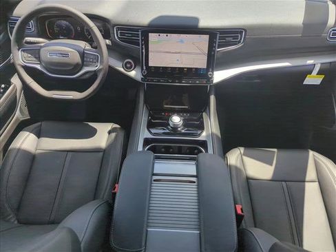 New 2026 Jeep Grand Wagoneer 2WD image 12