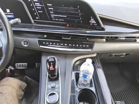 Used 2023 Cadillac Escalade V w/ LPO, ONYX Package image 4