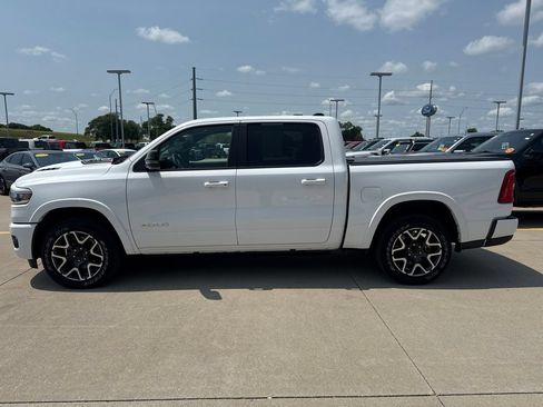 Certified 2025 RAM 1500 Laramie AWD/4WD image 7