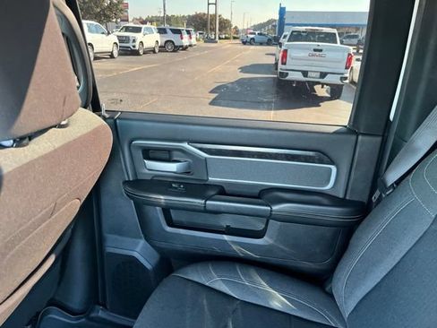 Used 2022 RAM 2500 Big Horn w/ Level 1 Equipment Group AWD/4WD image 13