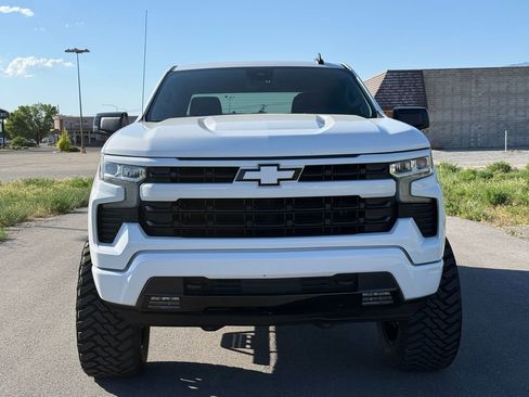 Used 2023 Chevrolet Silverado 1500 RST w/ Z71 Off-Road Package AWD/4WD image 7